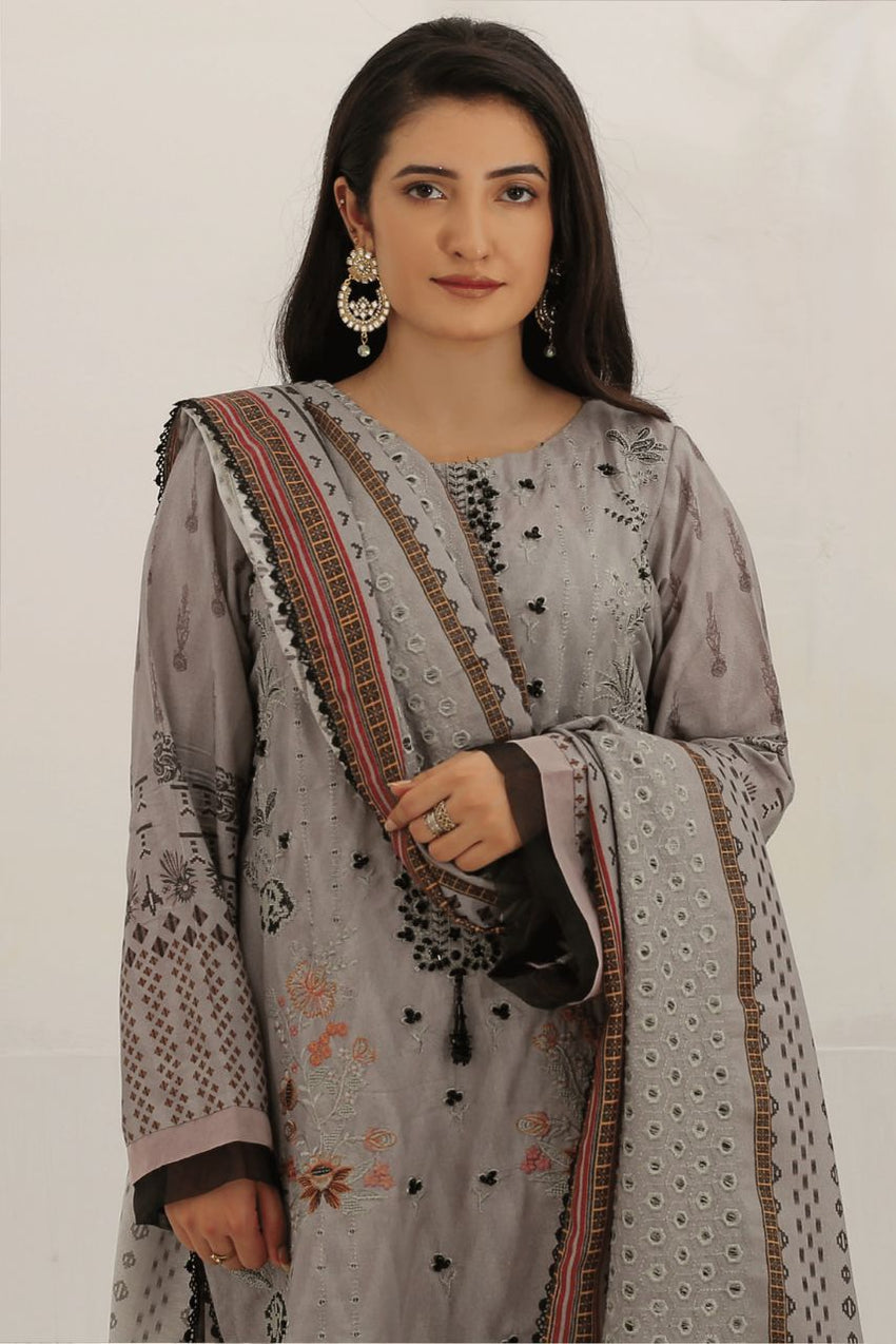 Embroidered Karandi 3pc