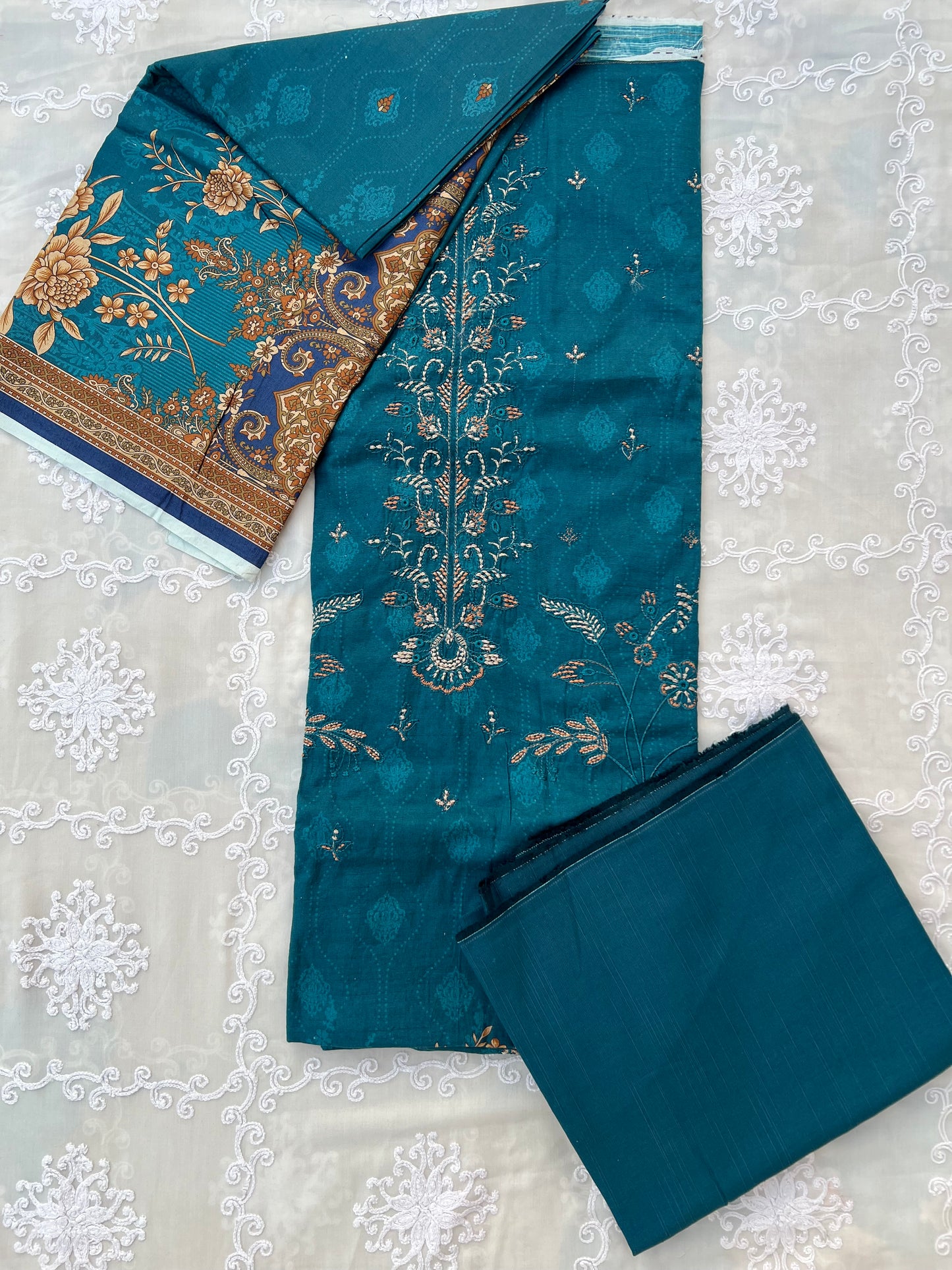 Embroidered Khaddar 3pc